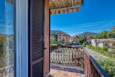 Casa in vendita, Via Taverna, Cugliate-Fabiasco