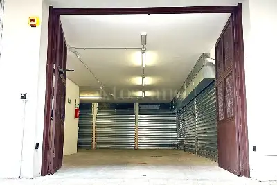 Box in vendita, Via delle Calasanziane, Roma