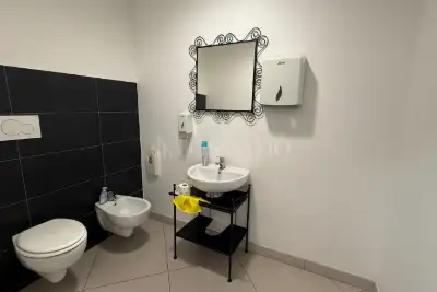 Ufficio in vendita, Via delle Genziane, Guidonia Montecelio