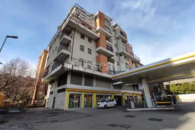 Casa in vendita, Via Angelo Inganni, Milano