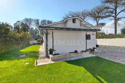 Villa in vendita, Via Torcegno, Roma