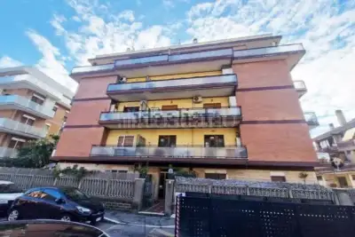 Casa in vendita, Via Odessa, Pomezia