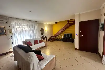 Casa in vendita, Via Emanuele Cutore, Gravina di Catania