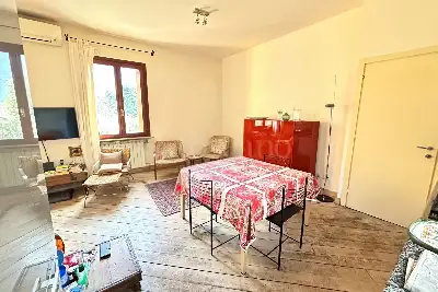 Casa in vendita, Via Monteclana, Nave