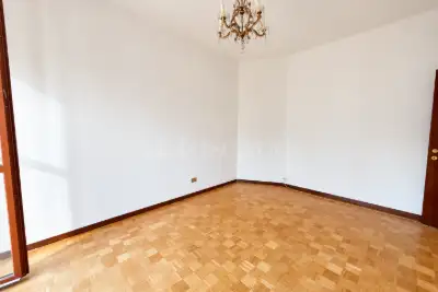 Casa in vendita, Via Enrico Toti, Monza