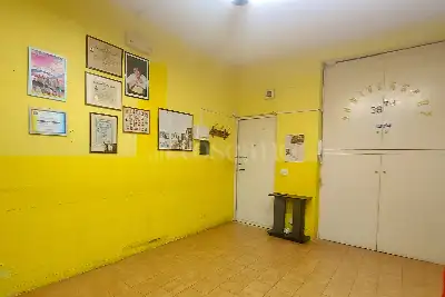 Laboratorio in vendita, Via Curio Dentato, Milano