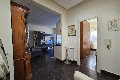 Casa in vendita, Via Olanda, Pomezia