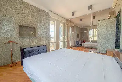 Casa in vendita, Via Giovanni Battista Morgagni, Milano