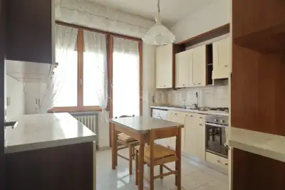 Casa in vendita, Via Martiri di Scalvaia, Siena