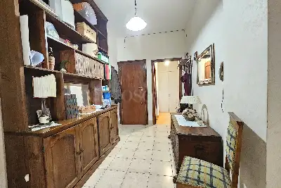 Casa in vendita, Via Belgrado, Pomezia