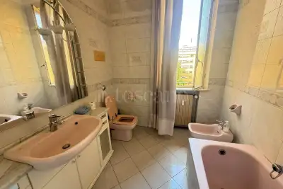 Casa in vendita, Via Azzo Gardino, Bologna