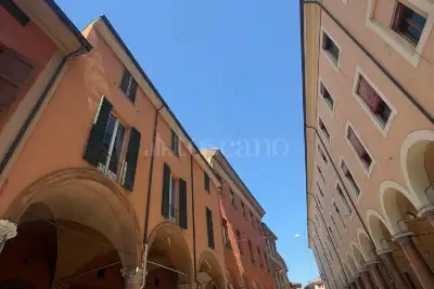 Casa in vendita, Via Castiglione, Bologna