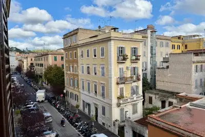 Casa in vendita, Via Girolamo Savonarola, Roma