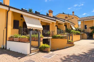 Villino a Schiera in vendita, Via John Fitzgerald Kennedy, Marino
