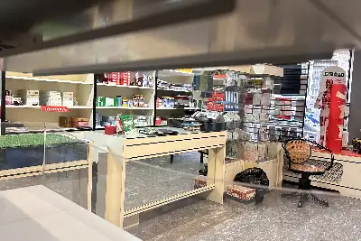 Negozio in affitto, Via Saccarelli 12, Torino