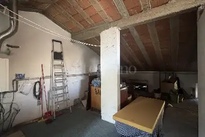 Villino a Schiera in vendita, Via Edmondo de Amicis, Prato