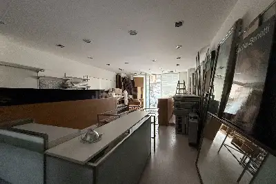 Negozio in vendita, Piazza Francesco Paolo Tosti, Palermo