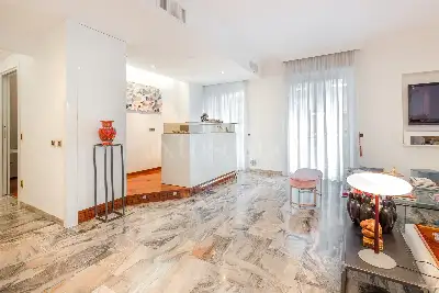 Casa in vendita, Via Ressi, Milano