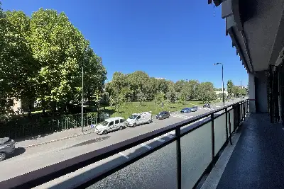 Casa in vendita, Via dei Ciclamini, Milano