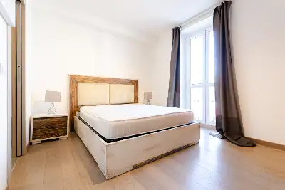 Casa in vendita, Via Carlo Farini, Milano