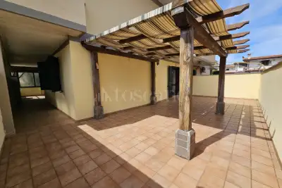 Villa Plurifamiliare in vendita, Via Oceano Atlantico, Pomezia