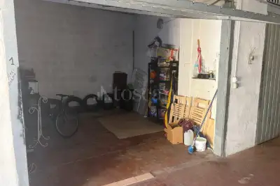 Box in vendita, Via Augusto Tebaldi, Roma