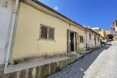 Casa Indipendente in vendita, Via Comunale Sperone, Messina