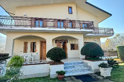 Villa in vendita, Via Molinelle, Monteforte Irpino