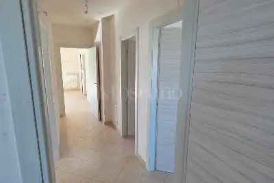 Villa in vendita, Via Fiume Tavo 27, Cappelle sul Tavo