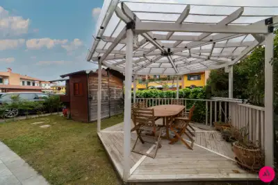 Villino a Schiera in vendita, Via della Chiesa, Prata di Pordenone