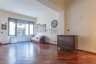 Loft in vendita, Viale Emilio Caldara, Milano