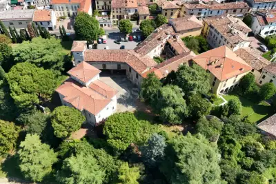 Rustico in vendita, Piazza Savoldi, Lonato del Garda