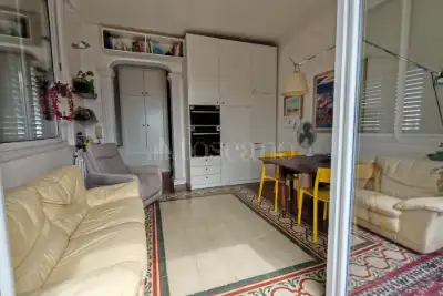 Casa Indipendente in vendita, Via Barletta, Brindisi