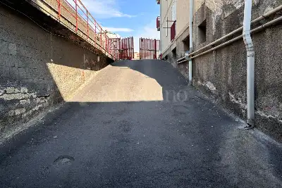 Posto Moto in vendita, Via dei Piccioni, Catania
