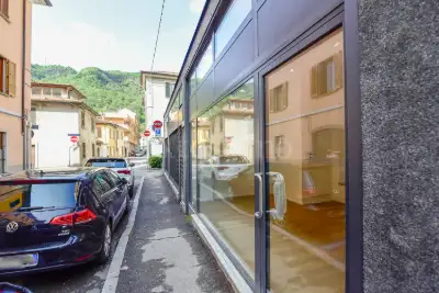 Negozio in affitto, Via Gerolamo Borsieri, Como