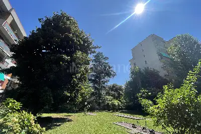 Casa in vendita, Via dei Ciclamini, Milano