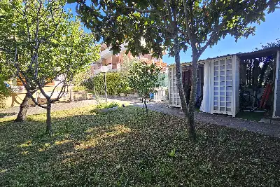 Villa Plurifamiliare in vendita, Viale delle Dalie, Anzio