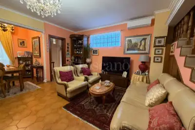 Villa Bifamiliare in vendita, Viale America, Ladispoli