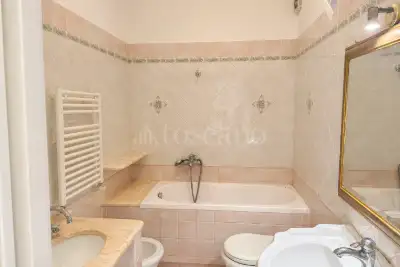 Casa in vendita, Via Santamaura, Roma
