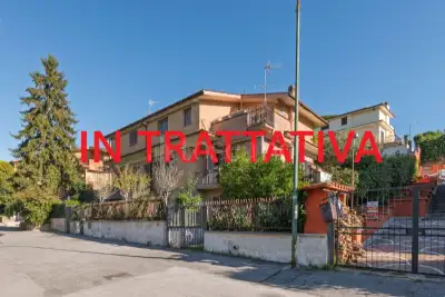 Villa Bifamiliare in vendita, Viale Gran Bretagna, Formello