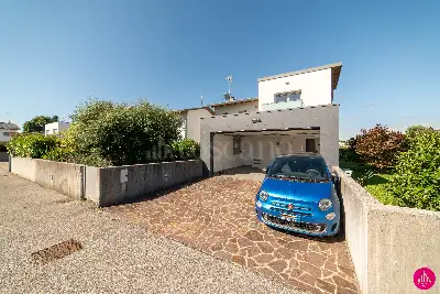 Villa in vendita, Via Belluno, Tavagnacco