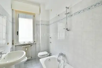 Casa in vendita, Via Manlio Rho, Como