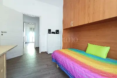 Casa in vendita, Via G. Garibaldi, Casalecchio di Reno