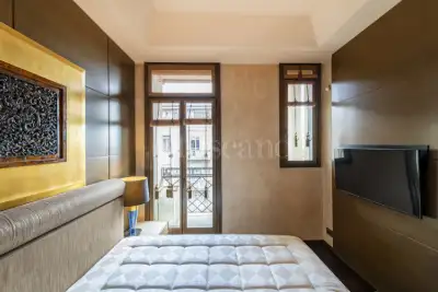 Casa in vendita, Via Uberto Visconti di Modrone, Milano