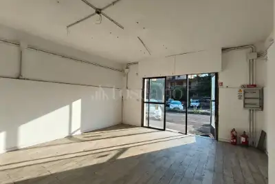 Negozio in vendita, Via del Fosso dell'Acqua Mariana, Roma