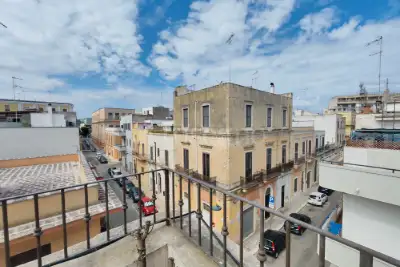 Casa Indipendente in vendita, Via Barletta, Brindisi