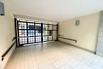 Box in vendita, Via Macedonio Melloni, Milano