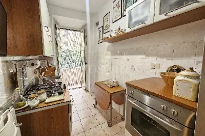 Casa in vendita, Via Tuscolana, Roma