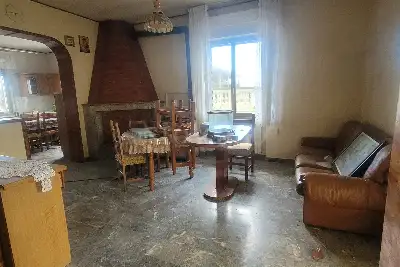 Casa Indipendente in vendita, Via Le Piane, Collecorvino