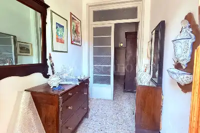 Villino a Schiera in vendita, Via Sem Benelli, Prato